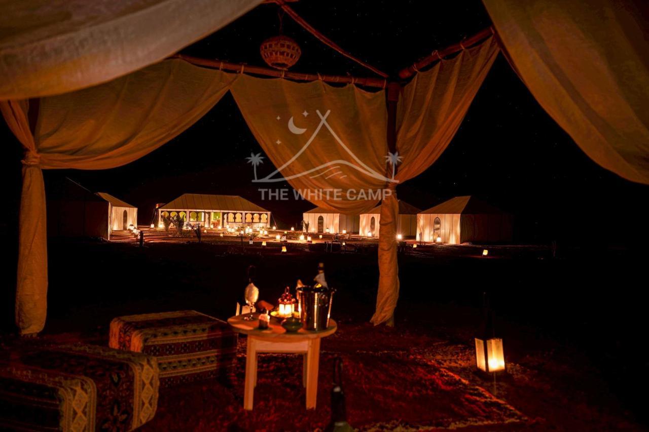 The White Camp - Your Merzouga Luxury Desert Camp & Erg Chebbi Dunes Camel Riding Exterior photo