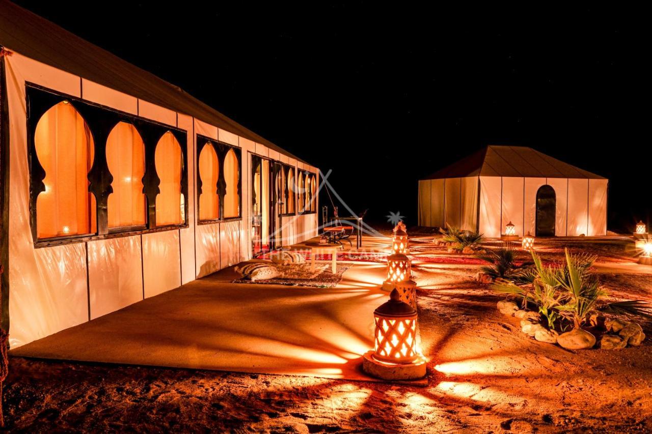 The White Camp - Your Merzouga Luxury Desert Camp & Erg Chebbi Dunes Camel Riding Exterior photo