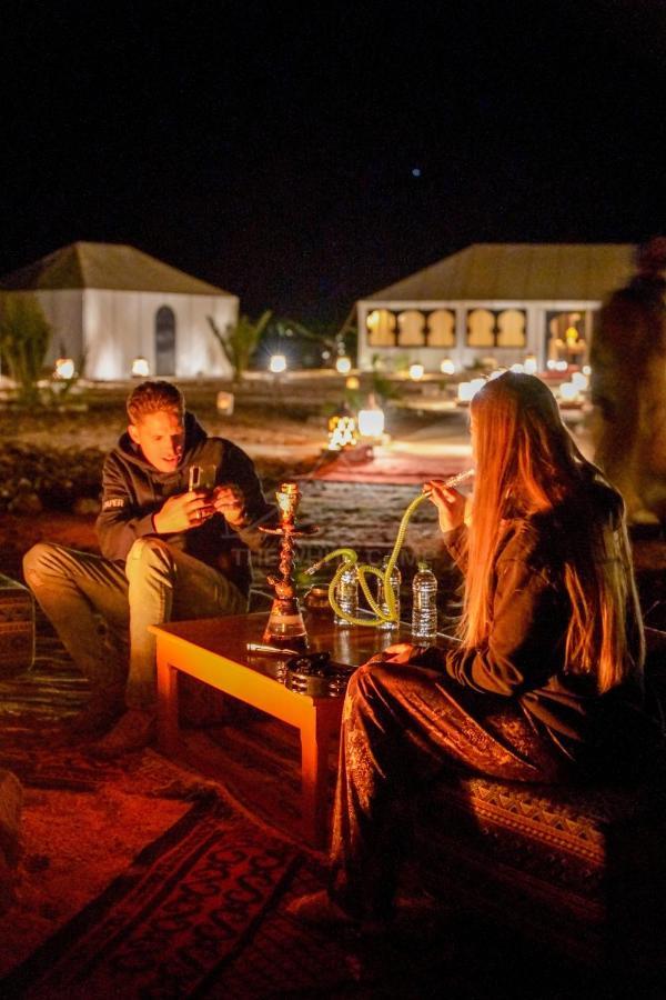 The White Camp - Your Merzouga Luxury Desert Camp & Erg Chebbi Dunes Camel Riding Exterior photo