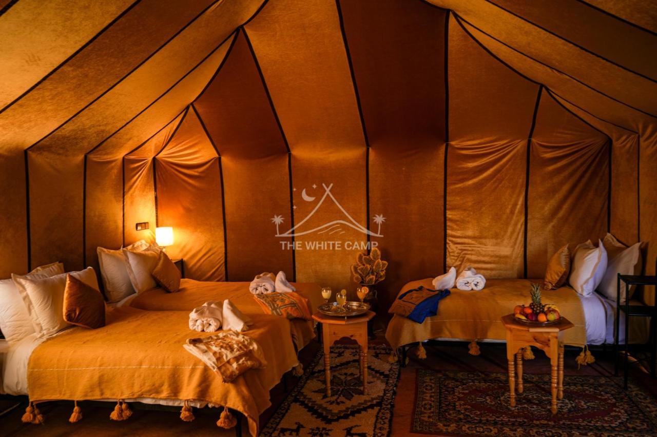 The White Camp - Your Merzouga Luxury Desert Camp & Erg Chebbi Dunes Camel Riding Exterior photo