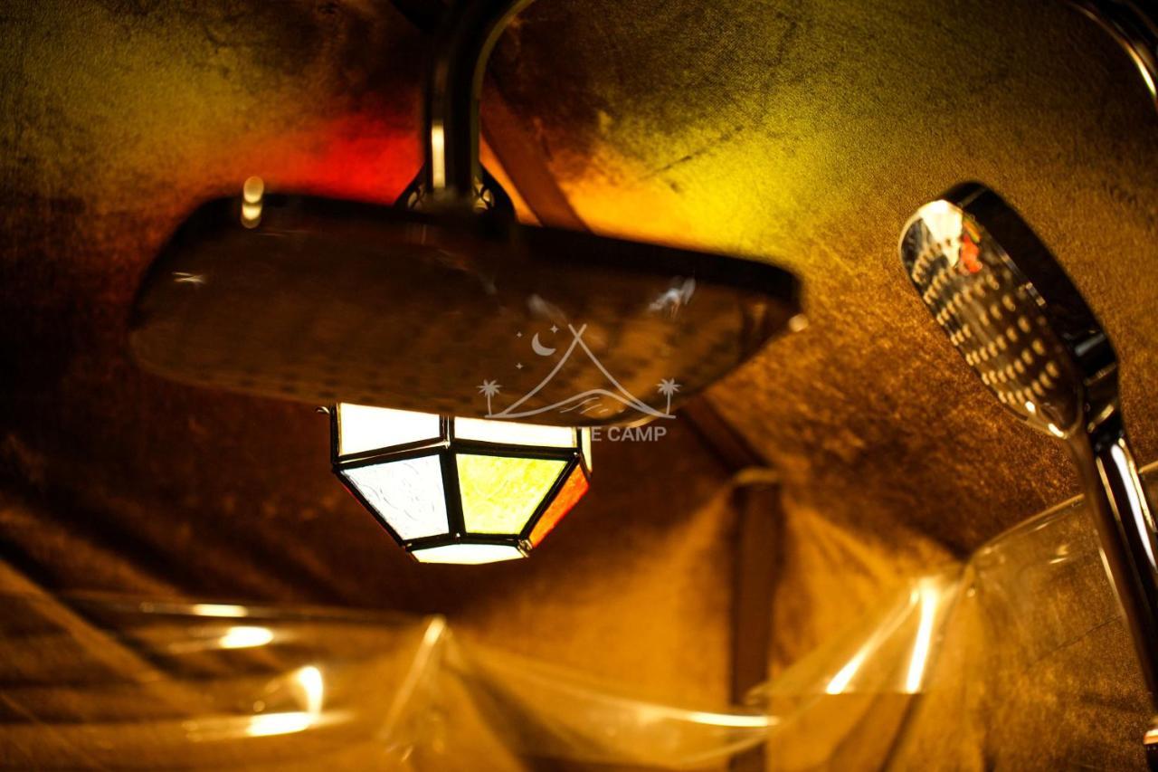 The White Camp - Your Merzouga Luxury Desert Camp & Erg Chebbi Dunes Camel Riding Exterior photo