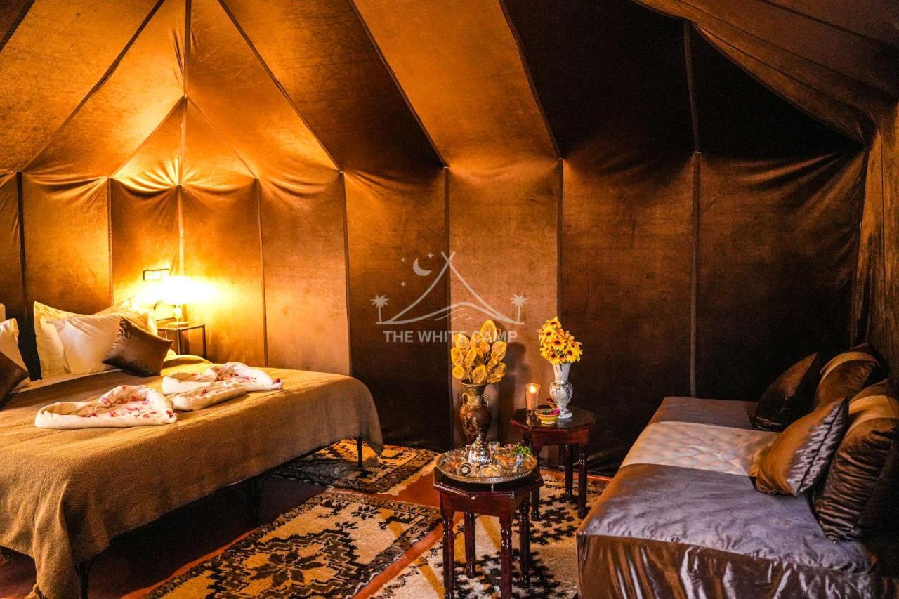 The White Camp - Your Merzouga Luxury Desert Camp & Erg Chebbi Dunes Camel Riding Exterior photo