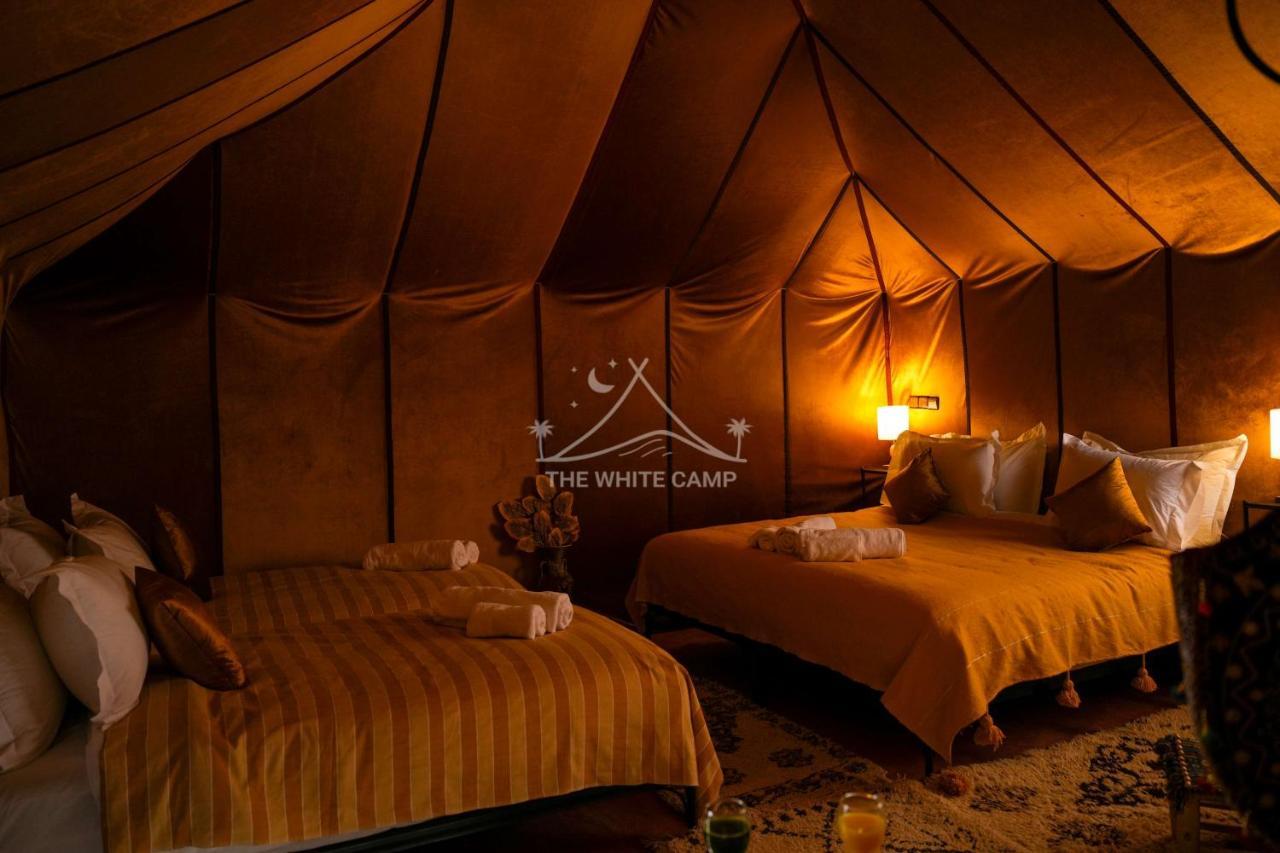 The White Camp - Your Merzouga Luxury Desert Camp & Erg Chebbi Dunes Camel Riding Exterior photo