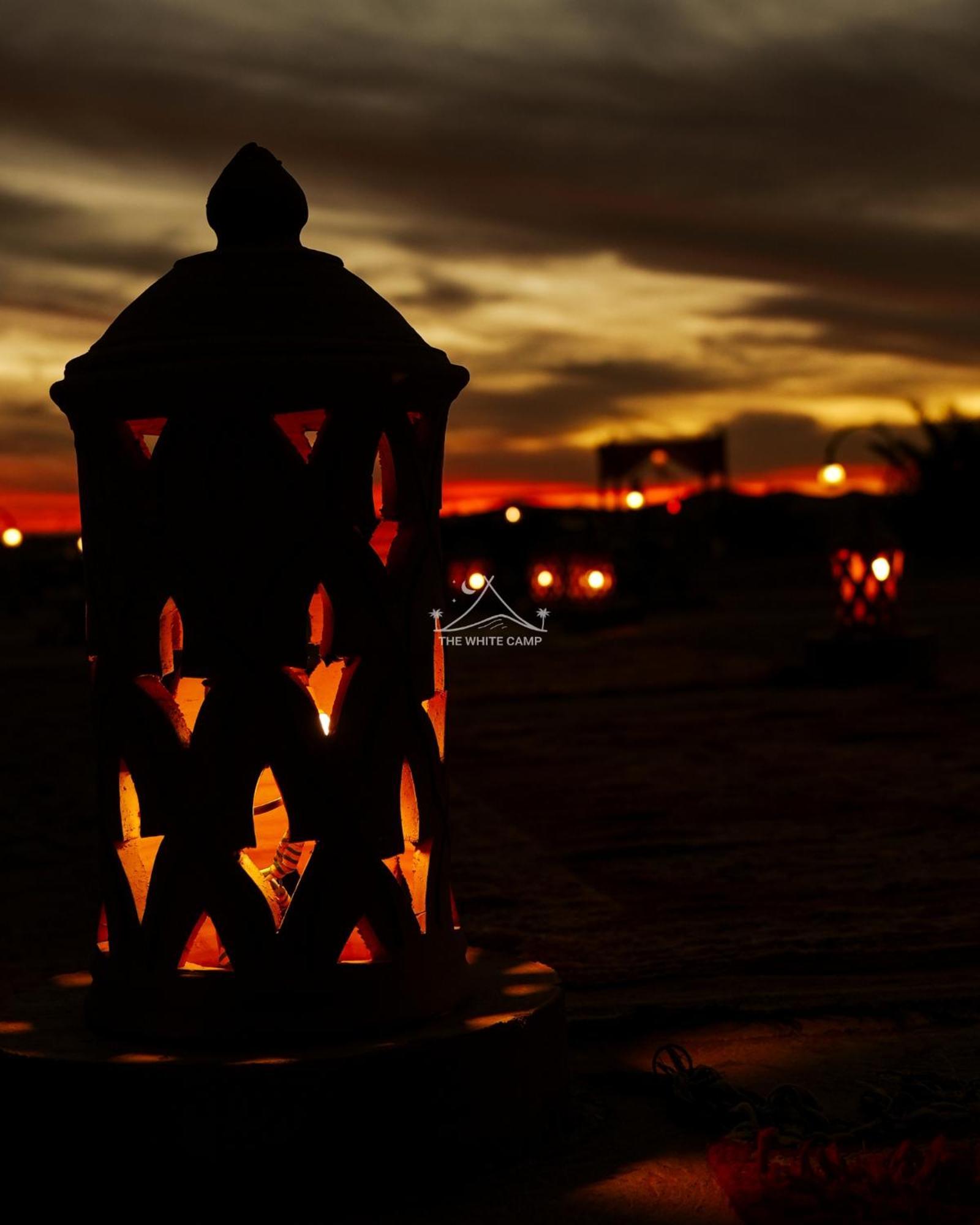 The White Camp - Your Merzouga Luxury Desert Camp & Erg Chebbi Dunes Camel Riding Exterior photo