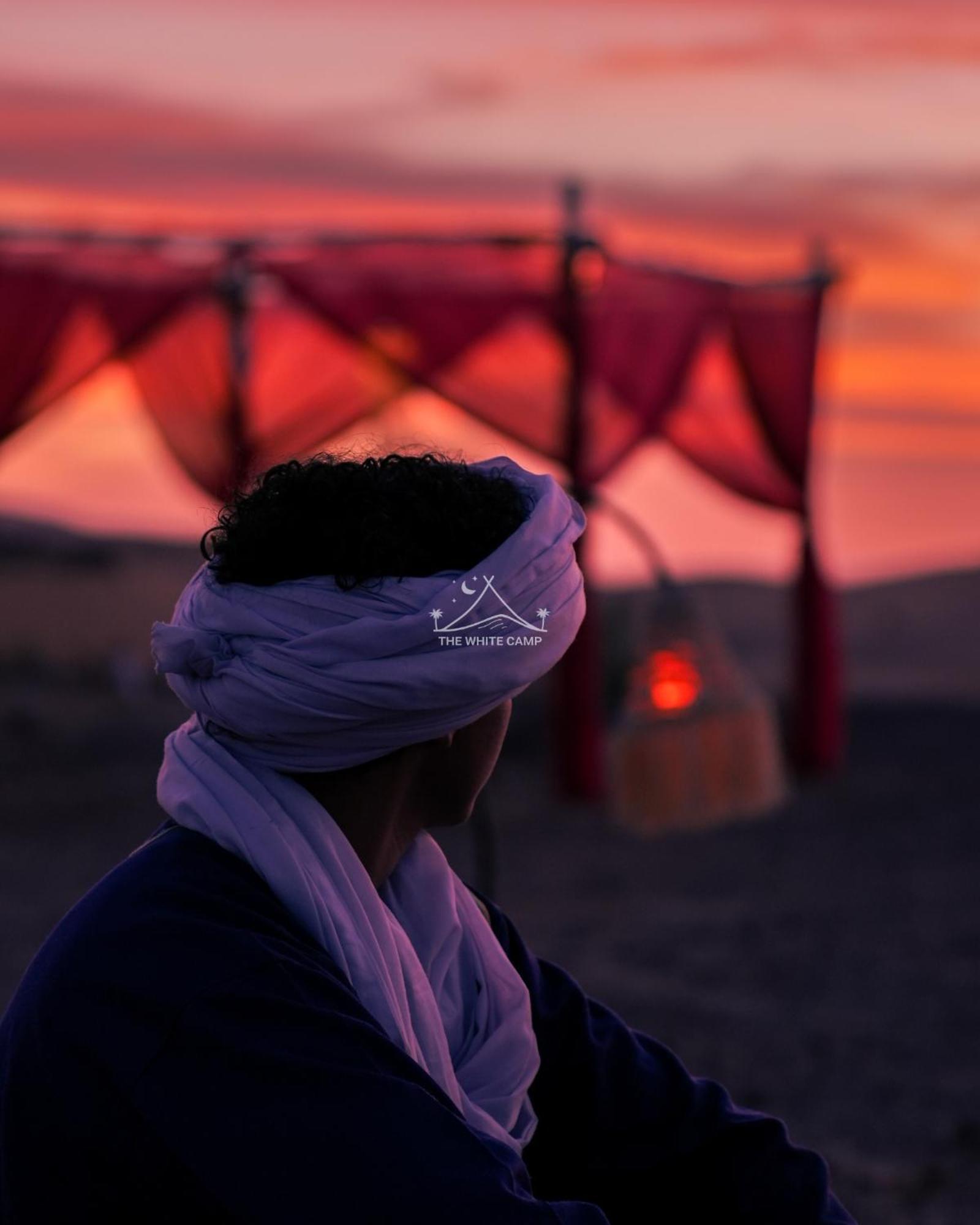 The White Camp - Your Merzouga Luxury Desert Camp & Erg Chebbi Dunes Camel Riding Exterior photo