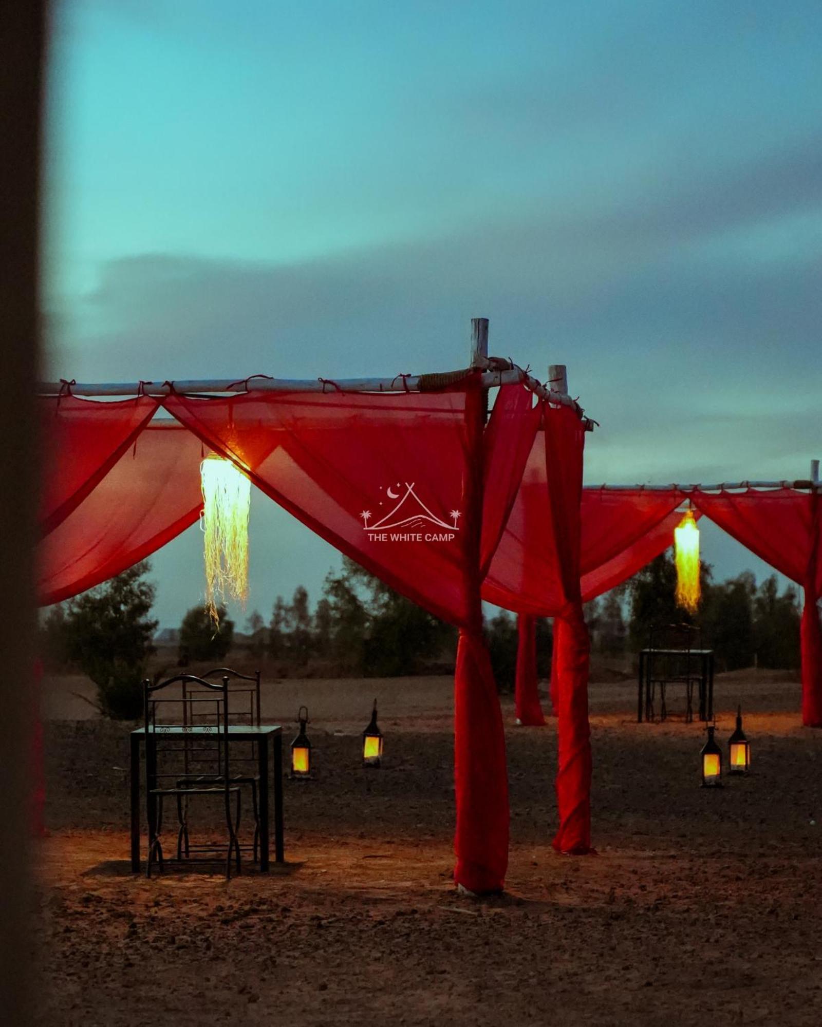 The White Camp - Your Merzouga Luxury Desert Camp & Erg Chebbi Dunes Camel Riding Exterior photo